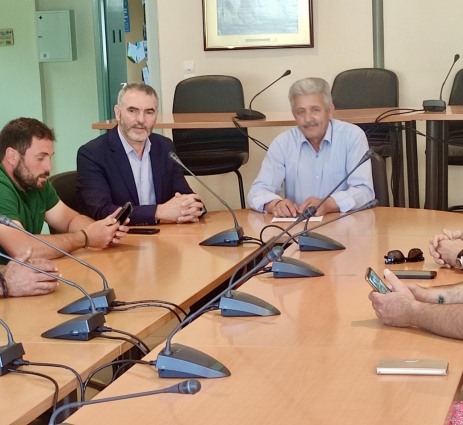 Επίσκεψη του Βουλευτή Ρεθύμνης Μανόλη Χνάρη στον Δήμο Οροπεδίου Λασιθίου 